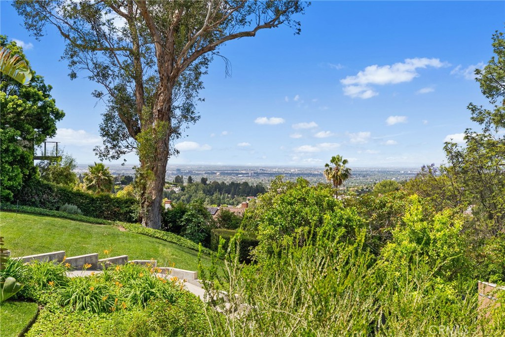1501 Clearview Lane