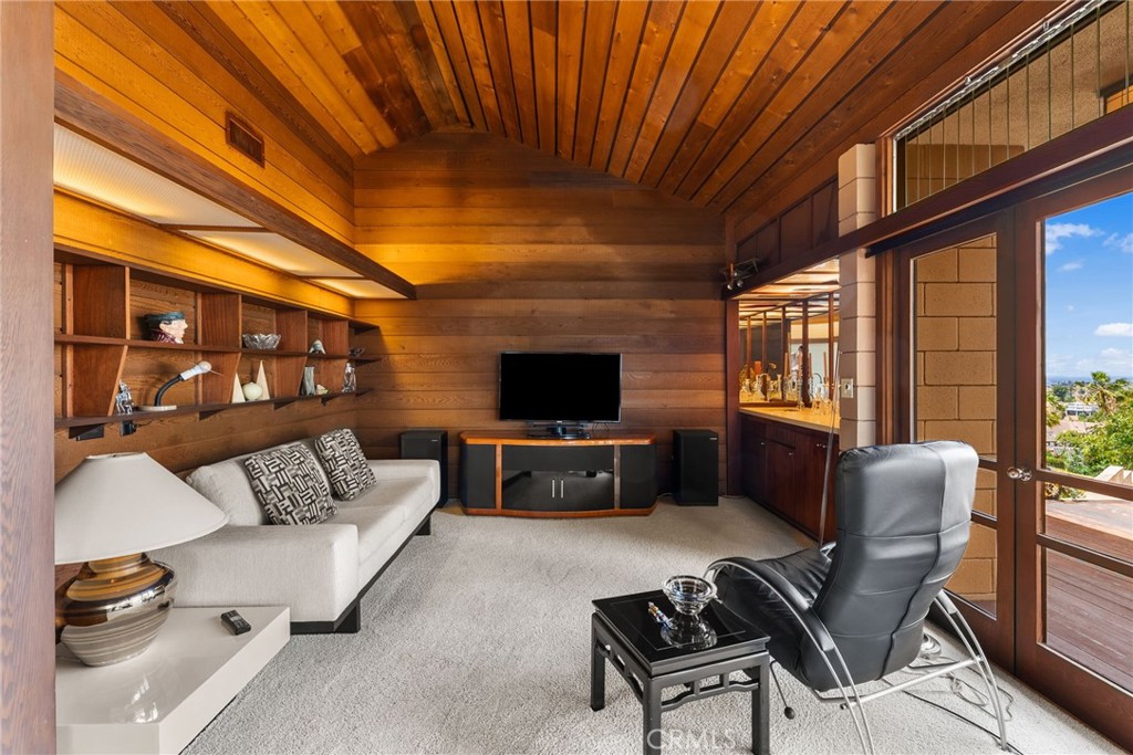 1501 Clearview Lane