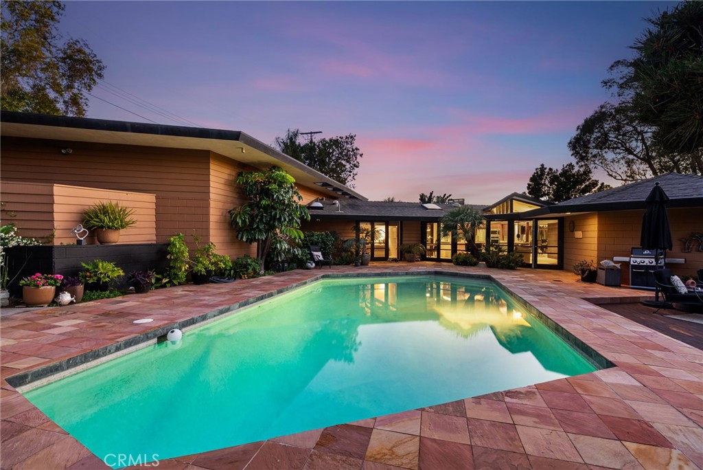 1501 Clearview Lane