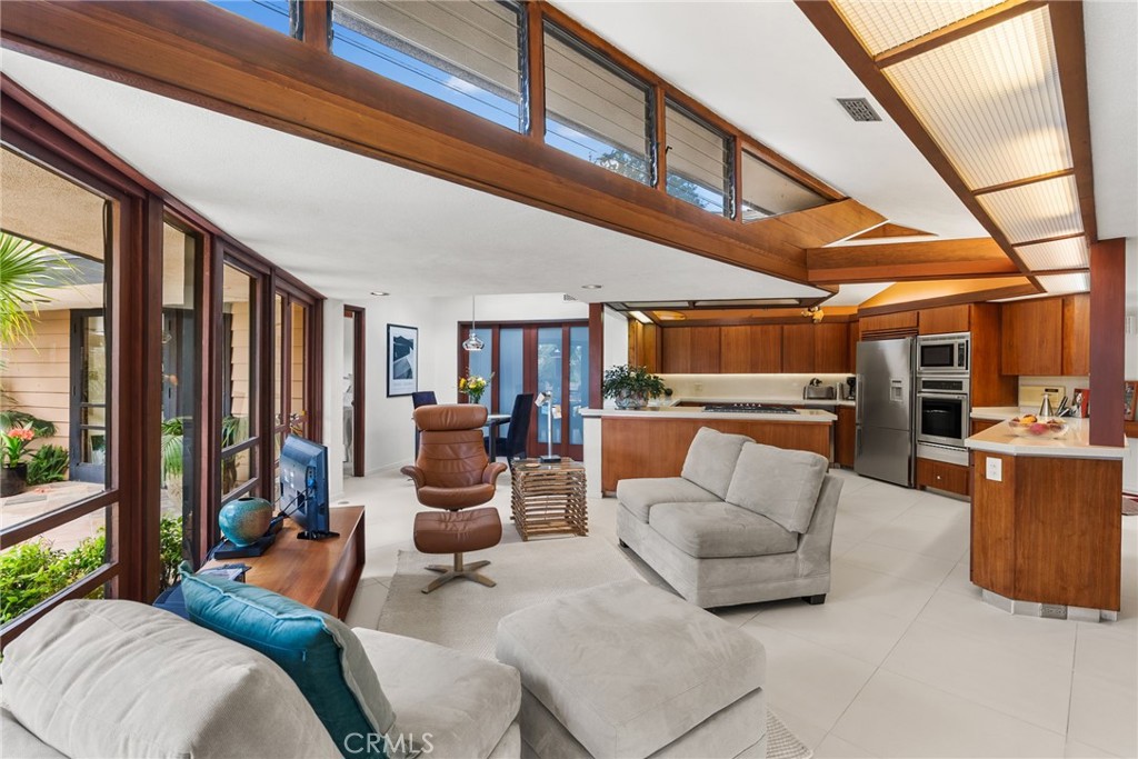 1501 Clearview Lane