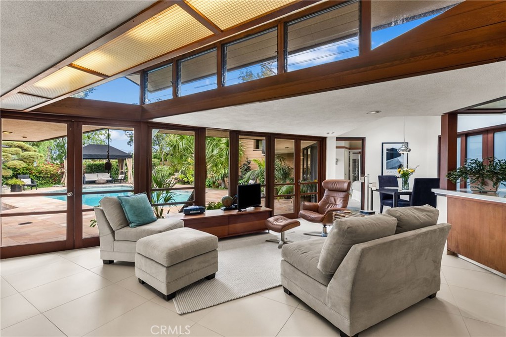 1501 Clearview Lane