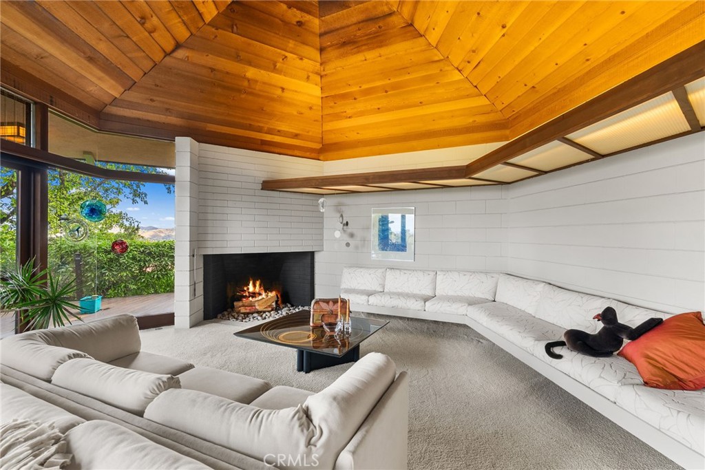 1501 Clearview Lane
