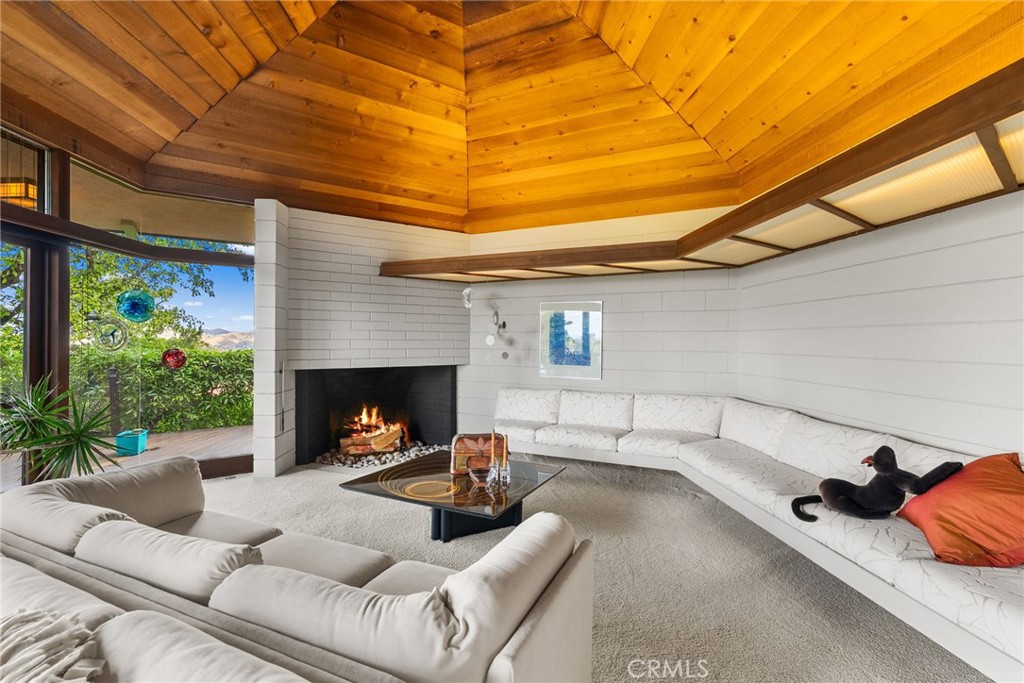 1501 Clearview Lane