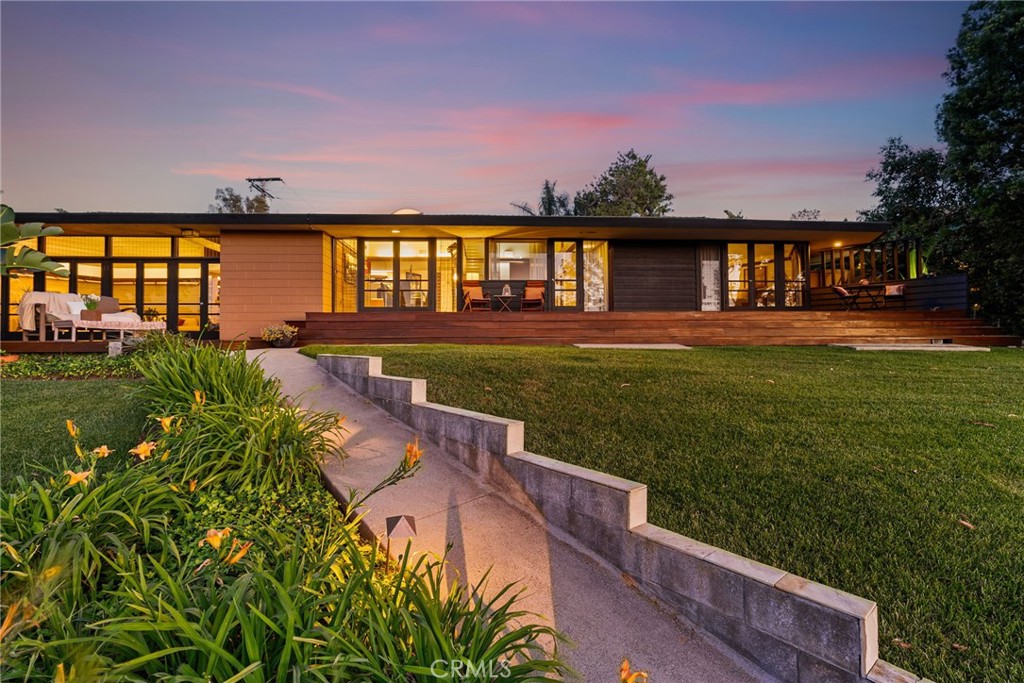 1501 Clearview Lane
