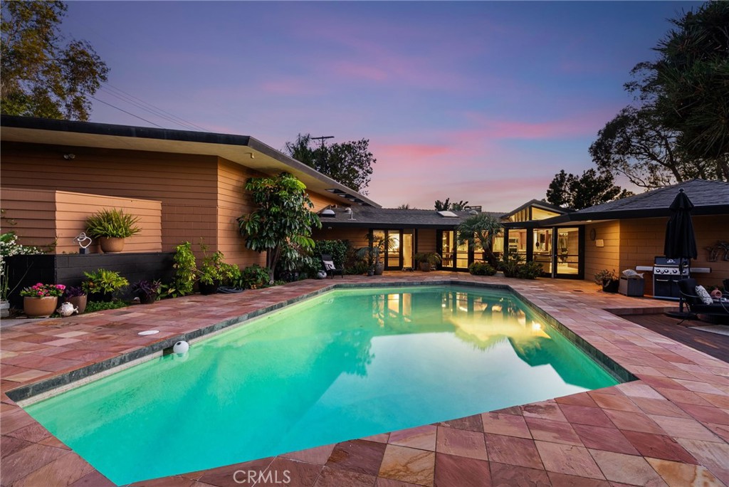 1501 Clearview Lane