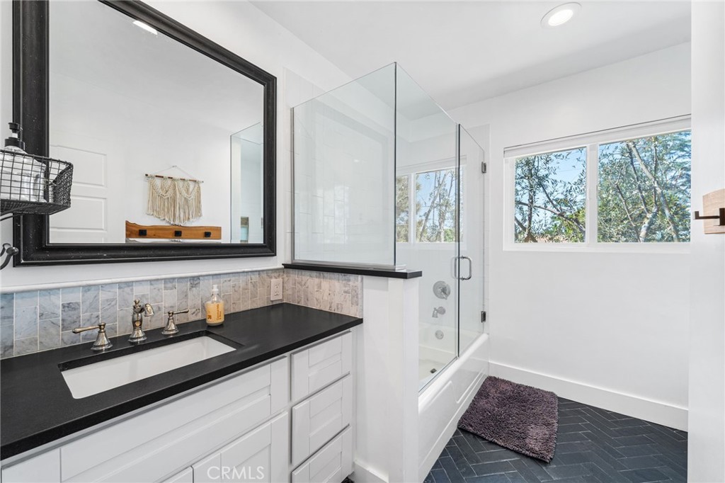 1191 Saint Vincent Place