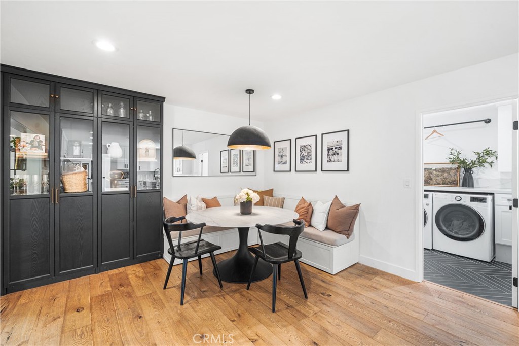 13712 Sanderstead Road