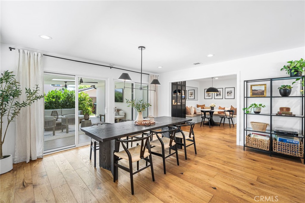 13712 Sanderstead Road