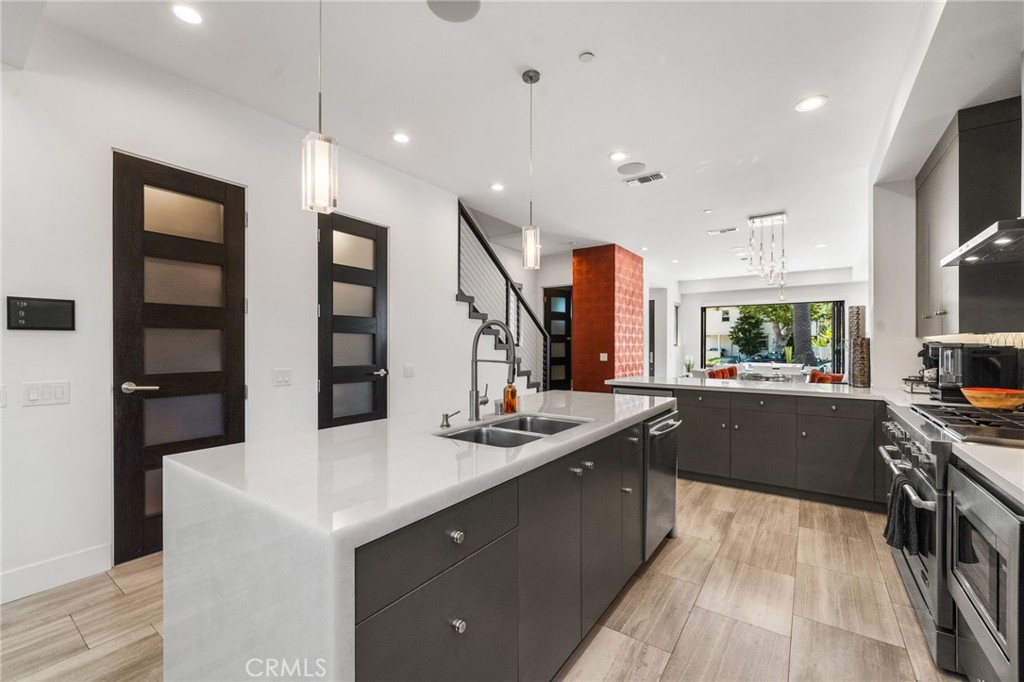 404 10th Street