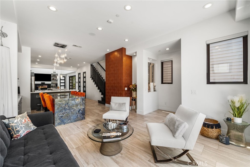 404 10th Street