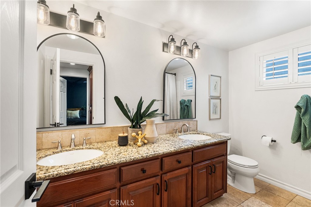 2118 Peachwood Lane