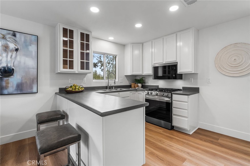 1903 E Bolingridge