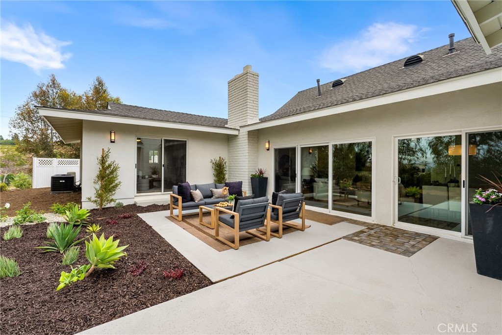 1903 E Bolingridge