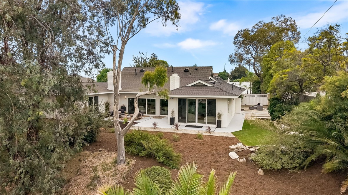 1903 E Bolingridge