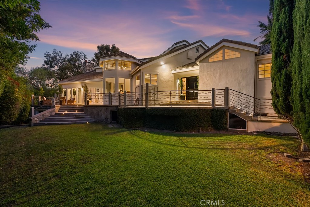 1881 Lemon Heights Drive