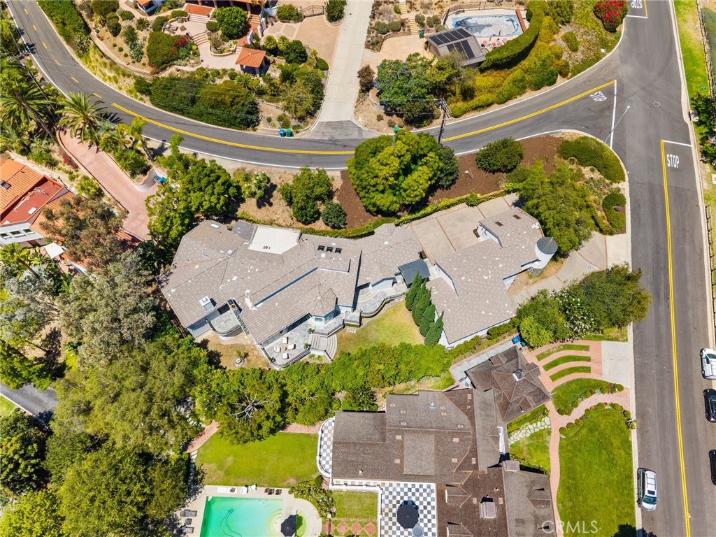 1881 Lemon Heights Drive