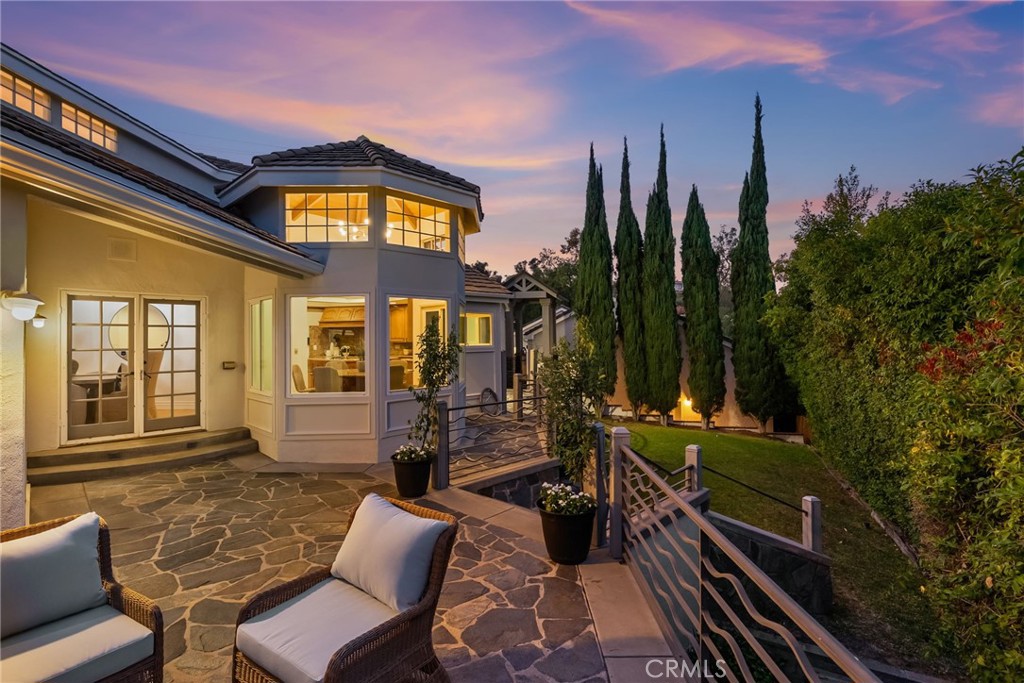 1881 Lemon Heights Drive