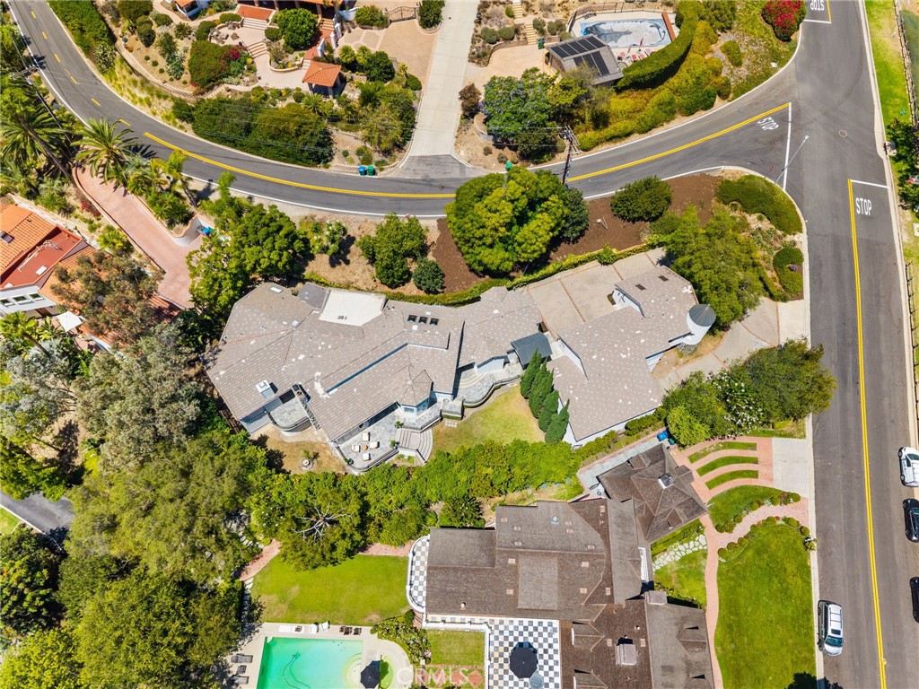 1881 Lemon Heights Drive