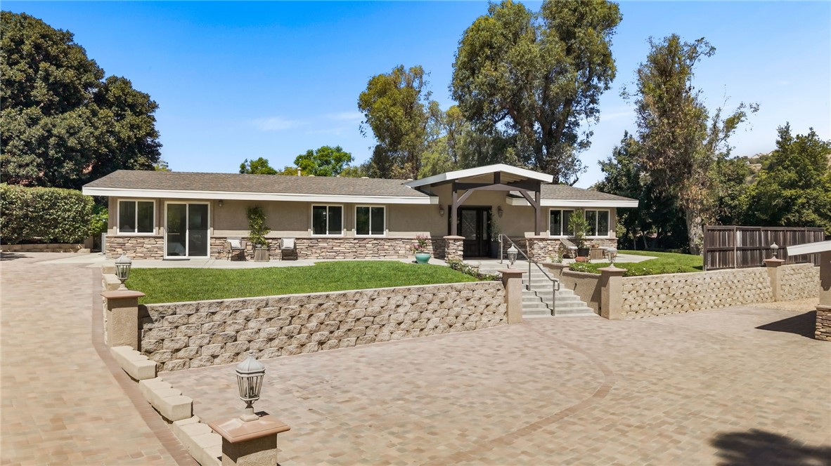 12756 Barrett Lane