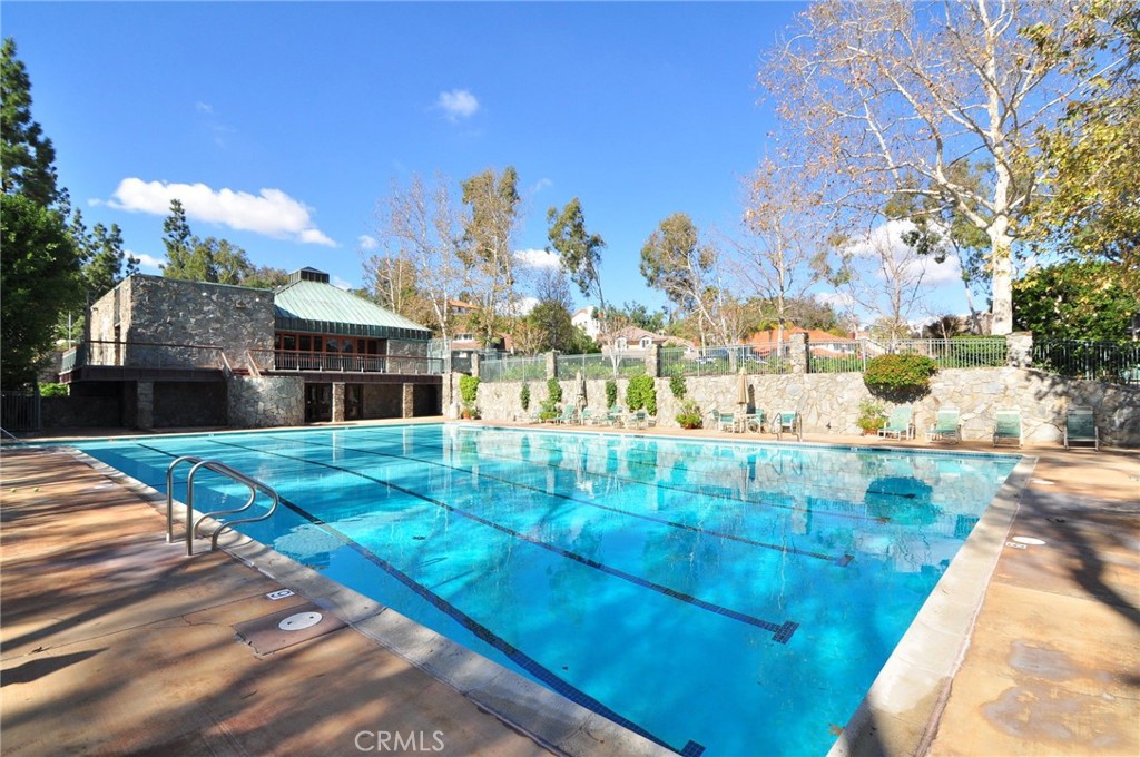 1291 Kings Crown Road