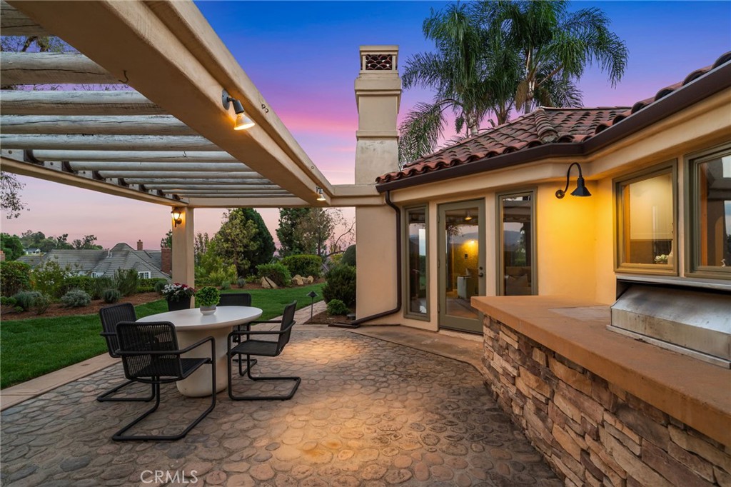 1291 Kings Crown Road