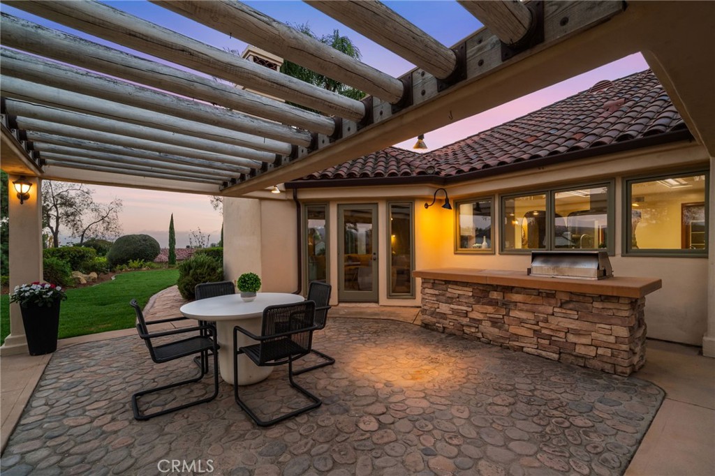 1291 Kings Crown Road