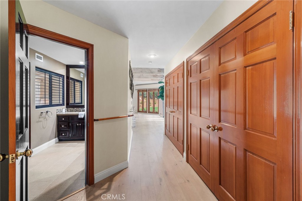 1291 Kings Crown Road