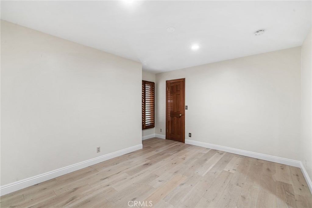 1291 Kings Crown Road
