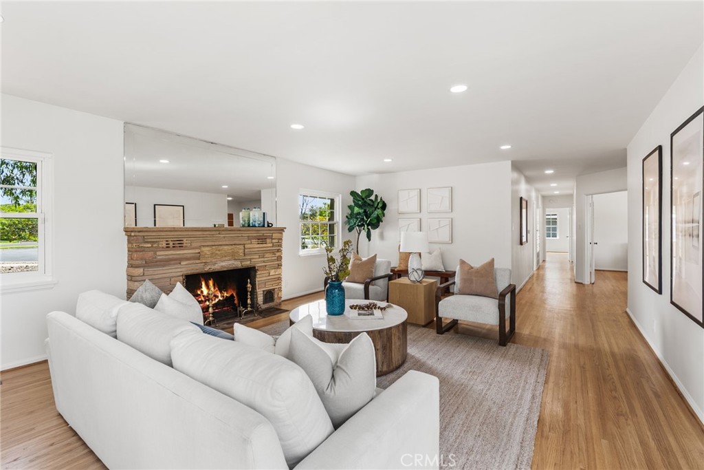 14021 Livingston Street