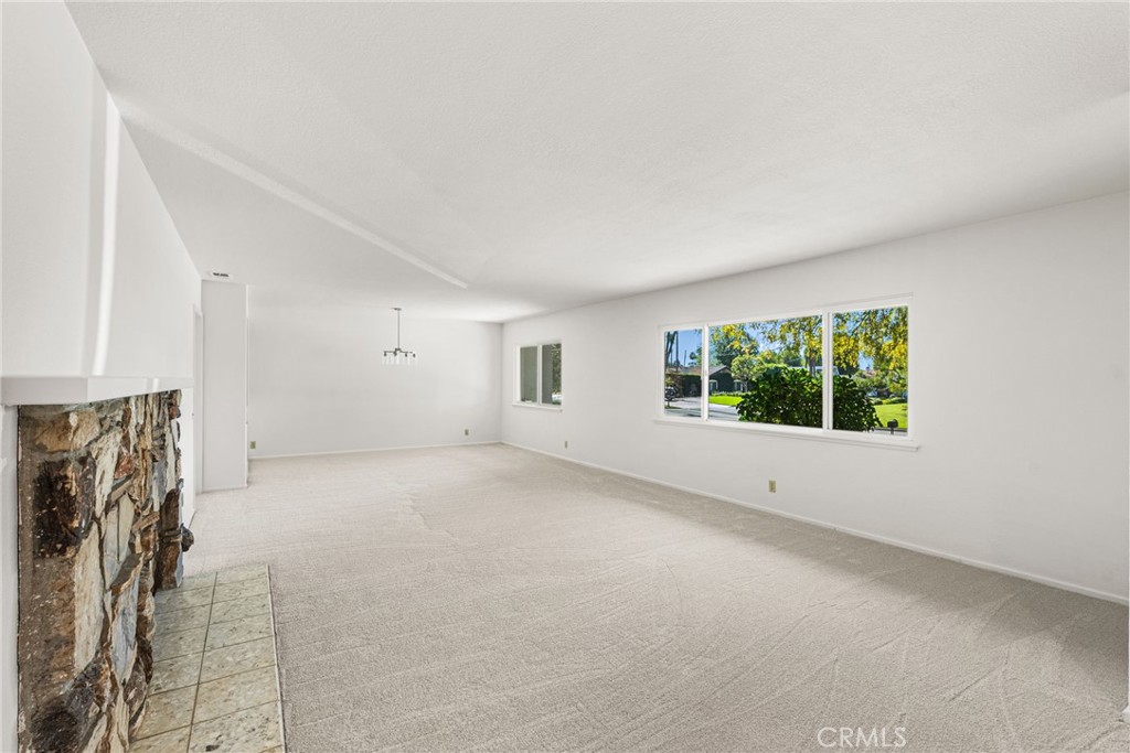1321 El Finito Way