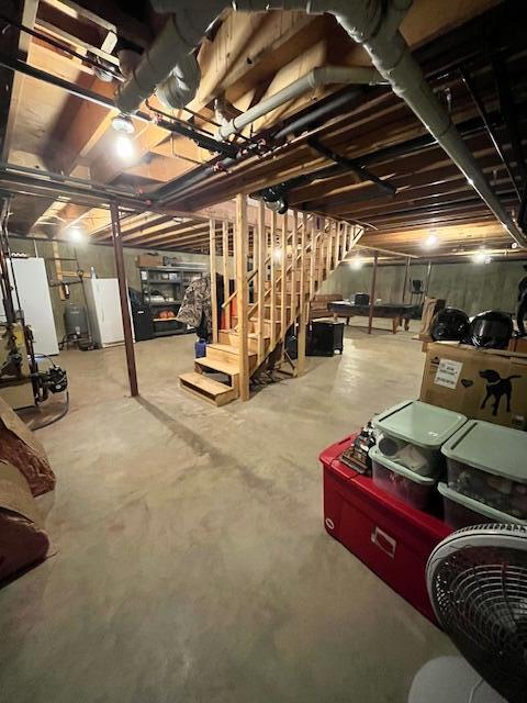 77 Lake Road