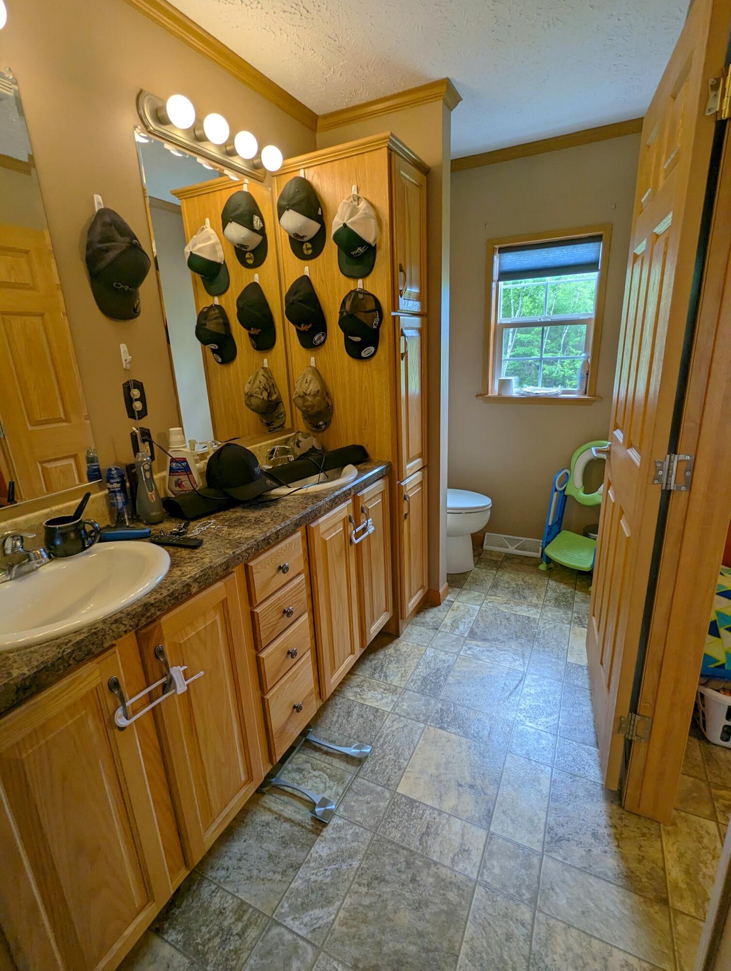 5102 Bennoch Road