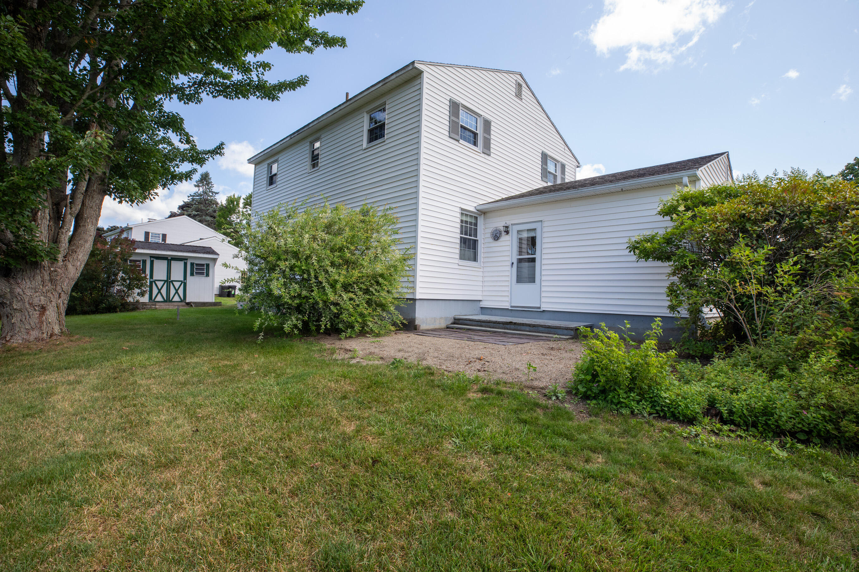 83 Hillcrest Drive