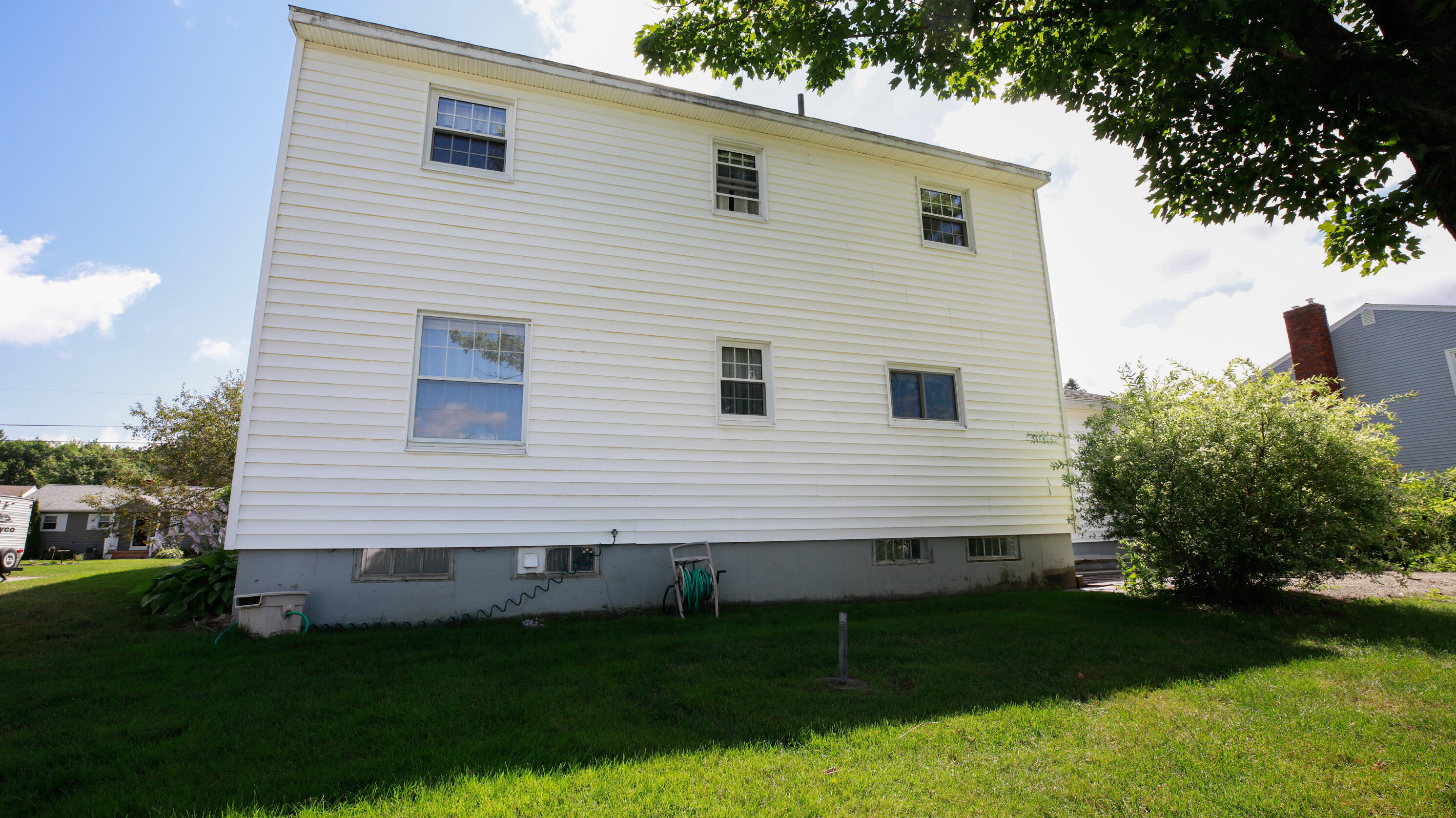83 Hillcrest Drive