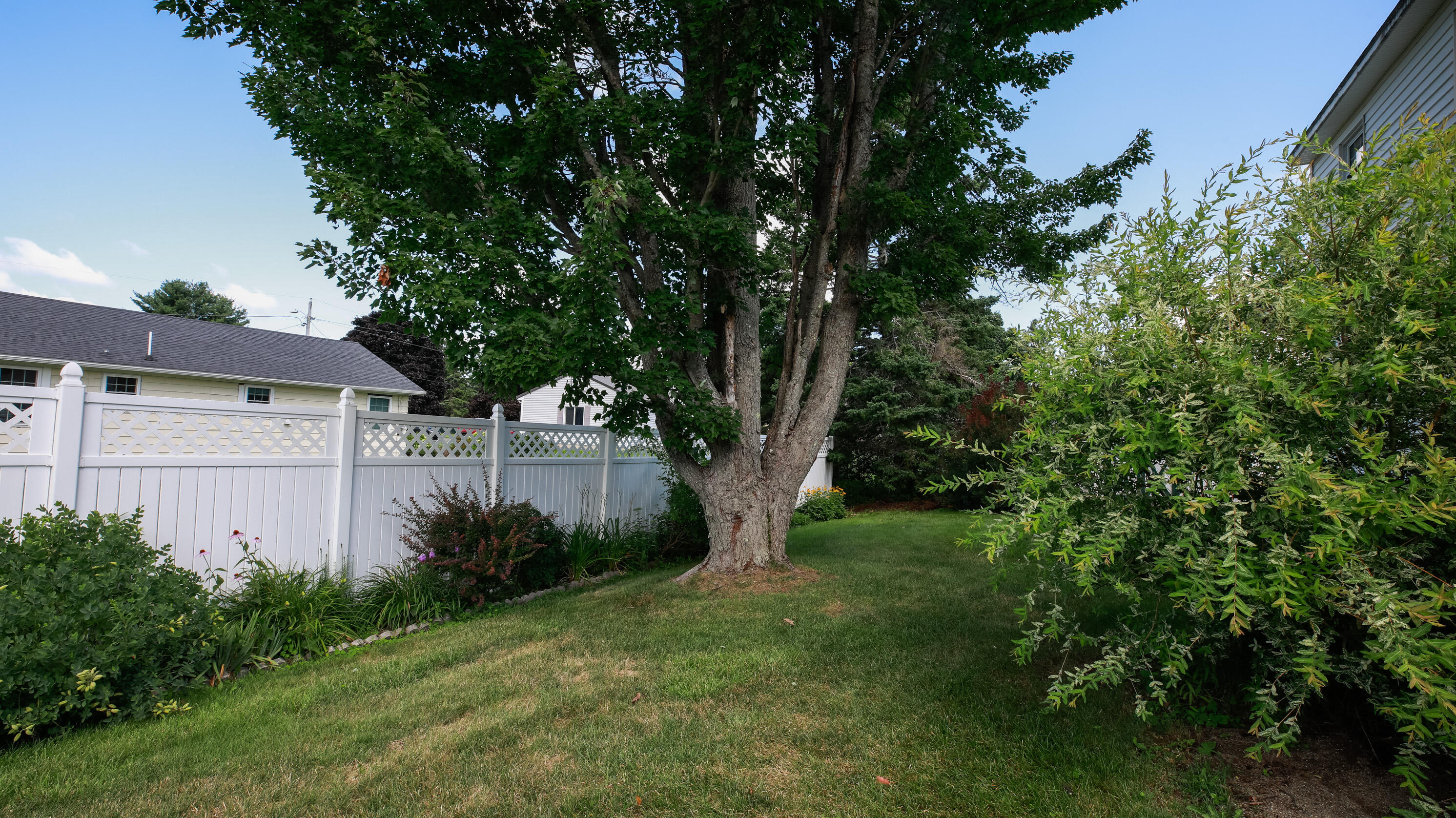 83 Hillcrest Drive