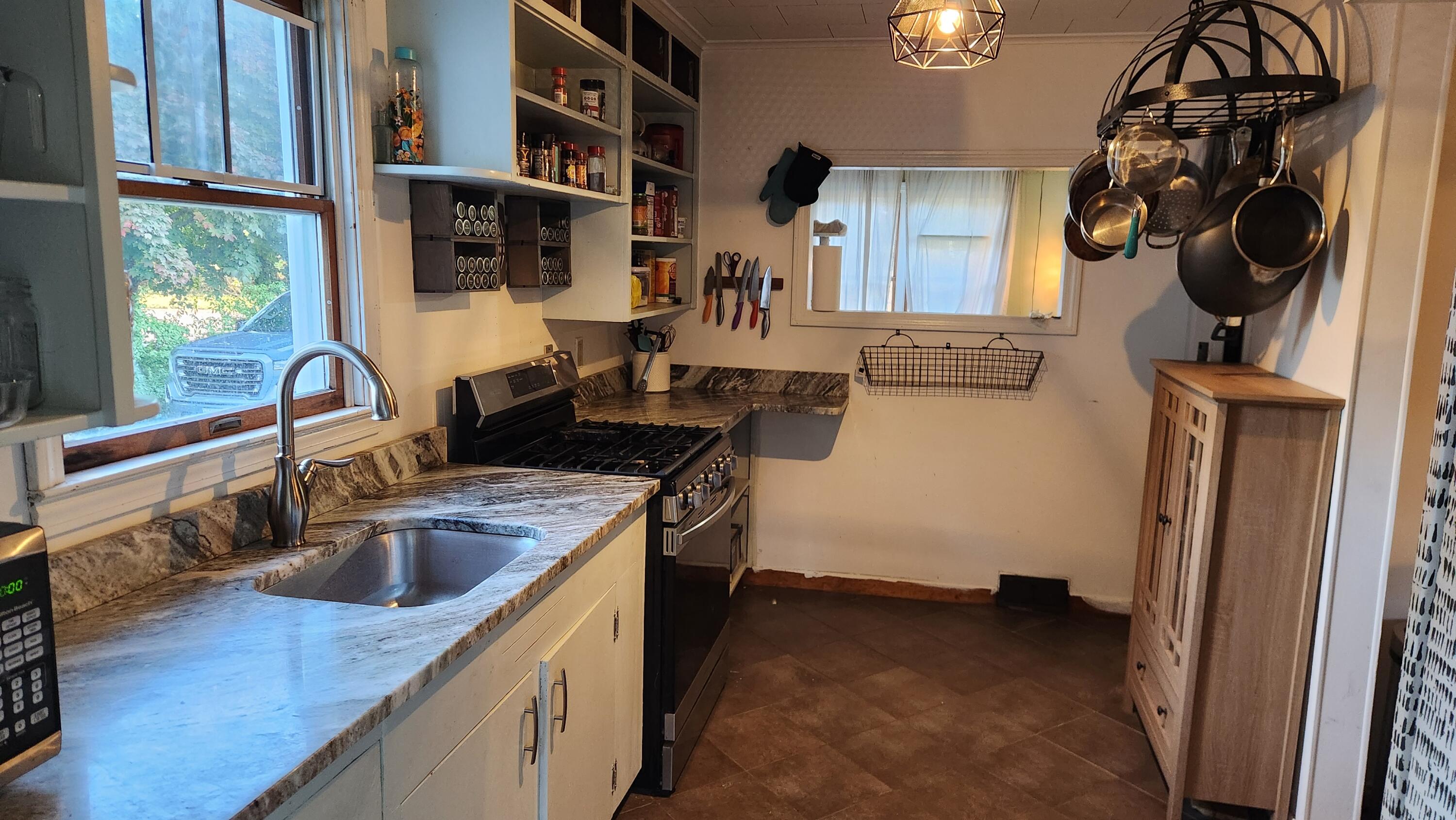 467 River Road