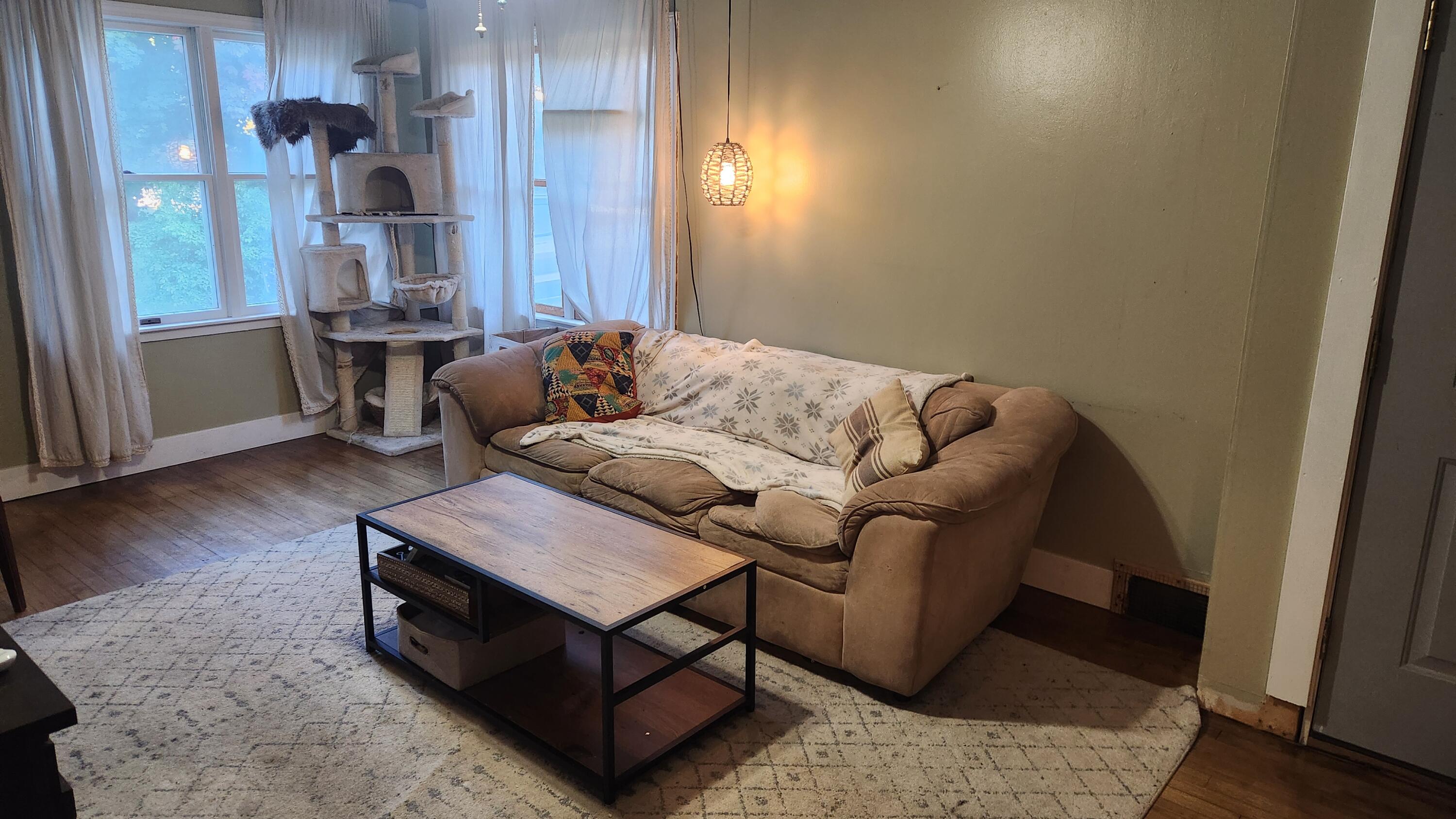 467 River Road