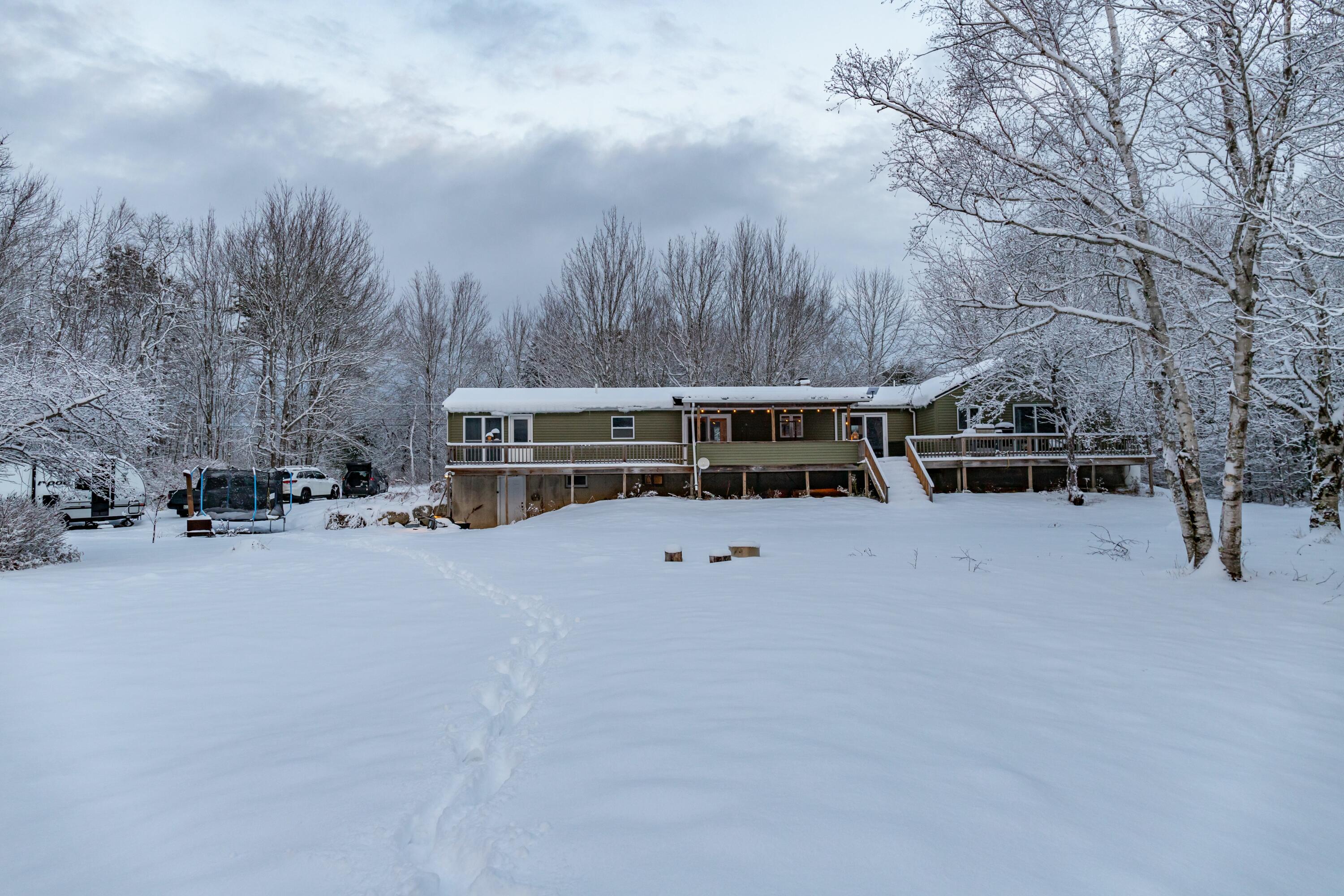 2076 Mann Hill Road