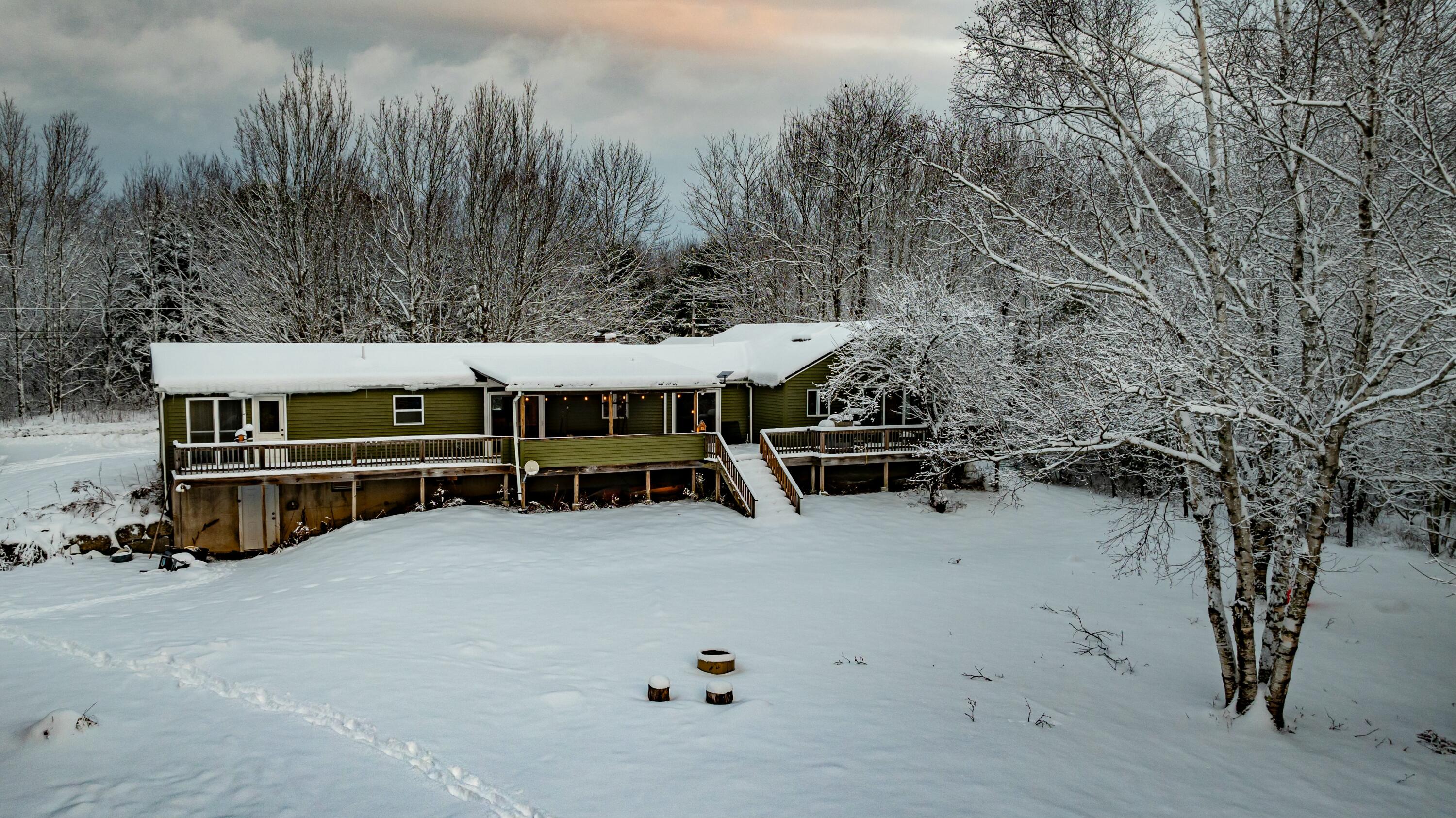 2076 Mann Hill Road
