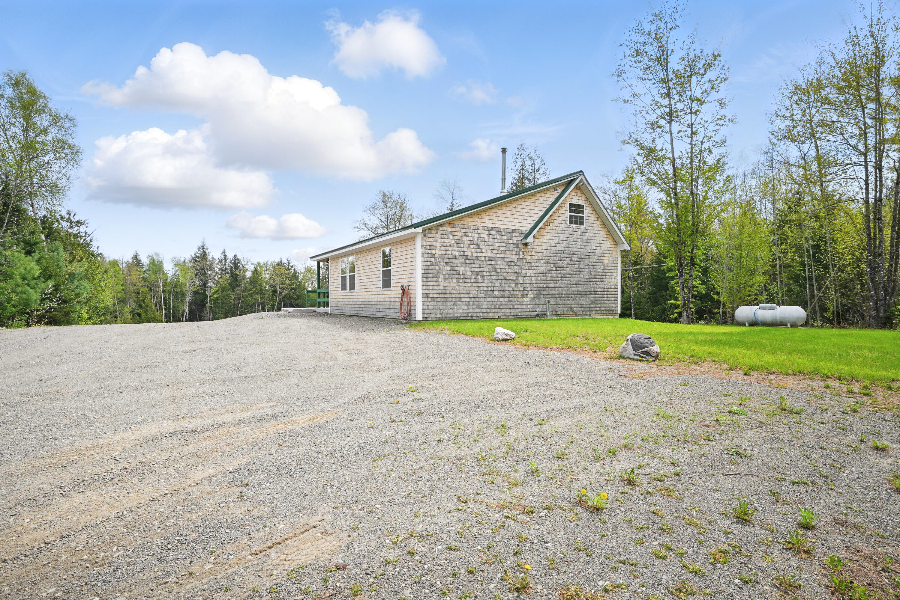 30 Bassett Lane