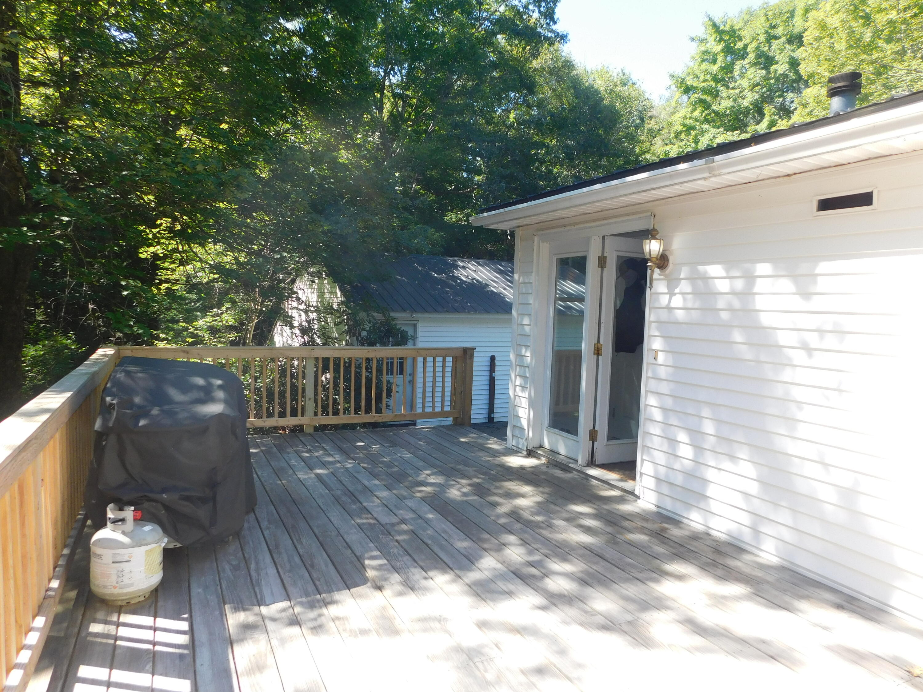 53 Hemlock Ridge Road