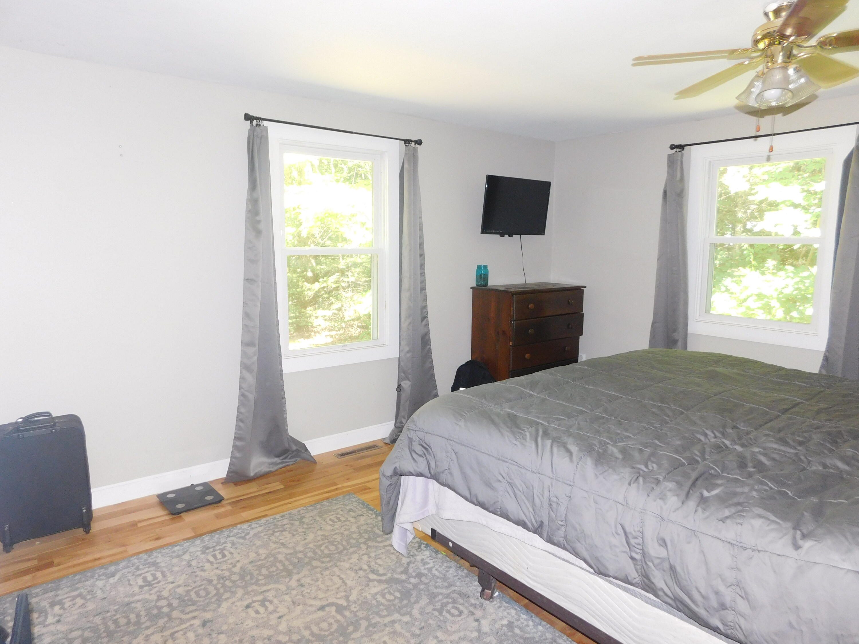 53 Hemlock Ridge Road