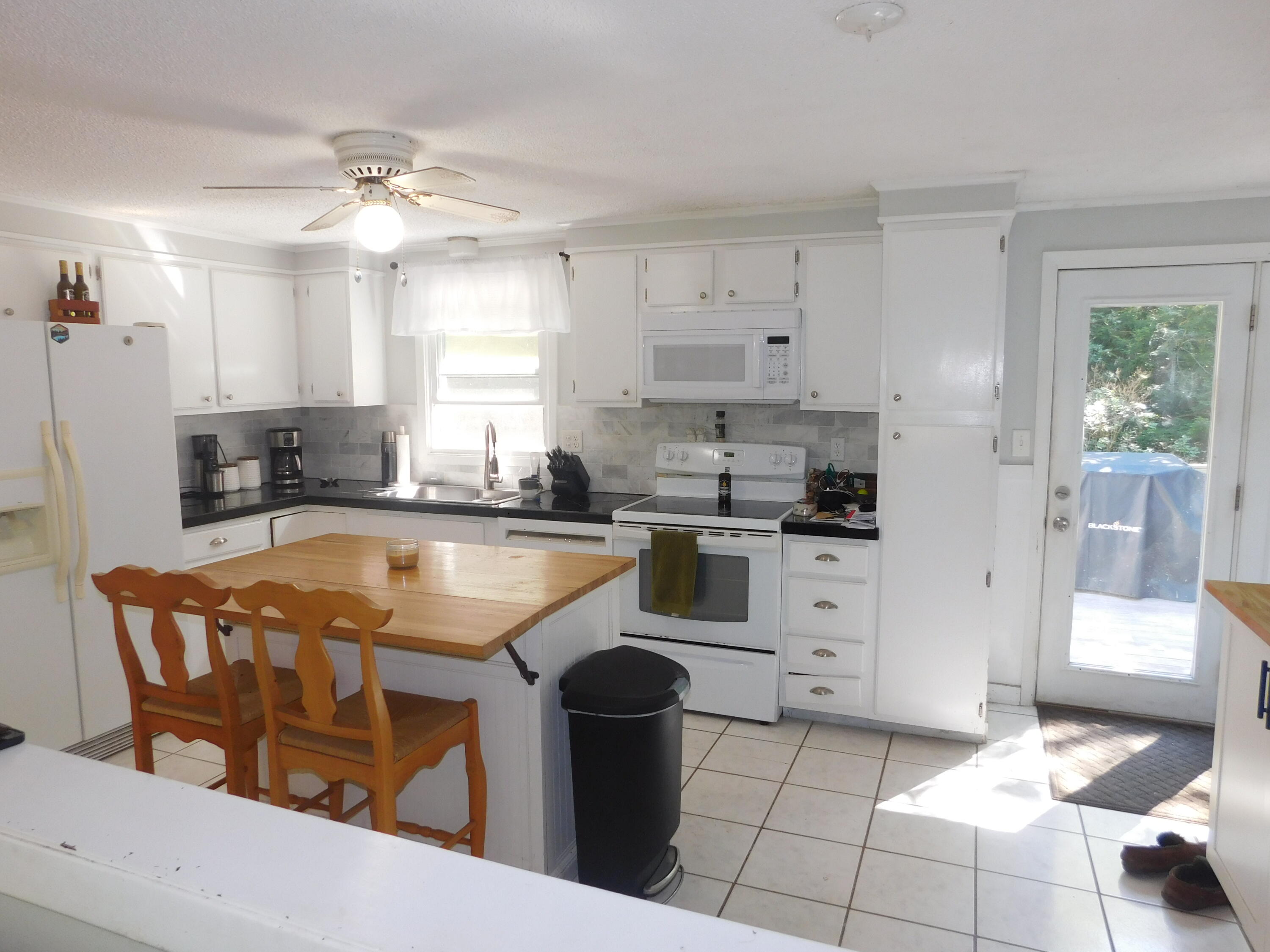 53 Hemlock Ridge Road