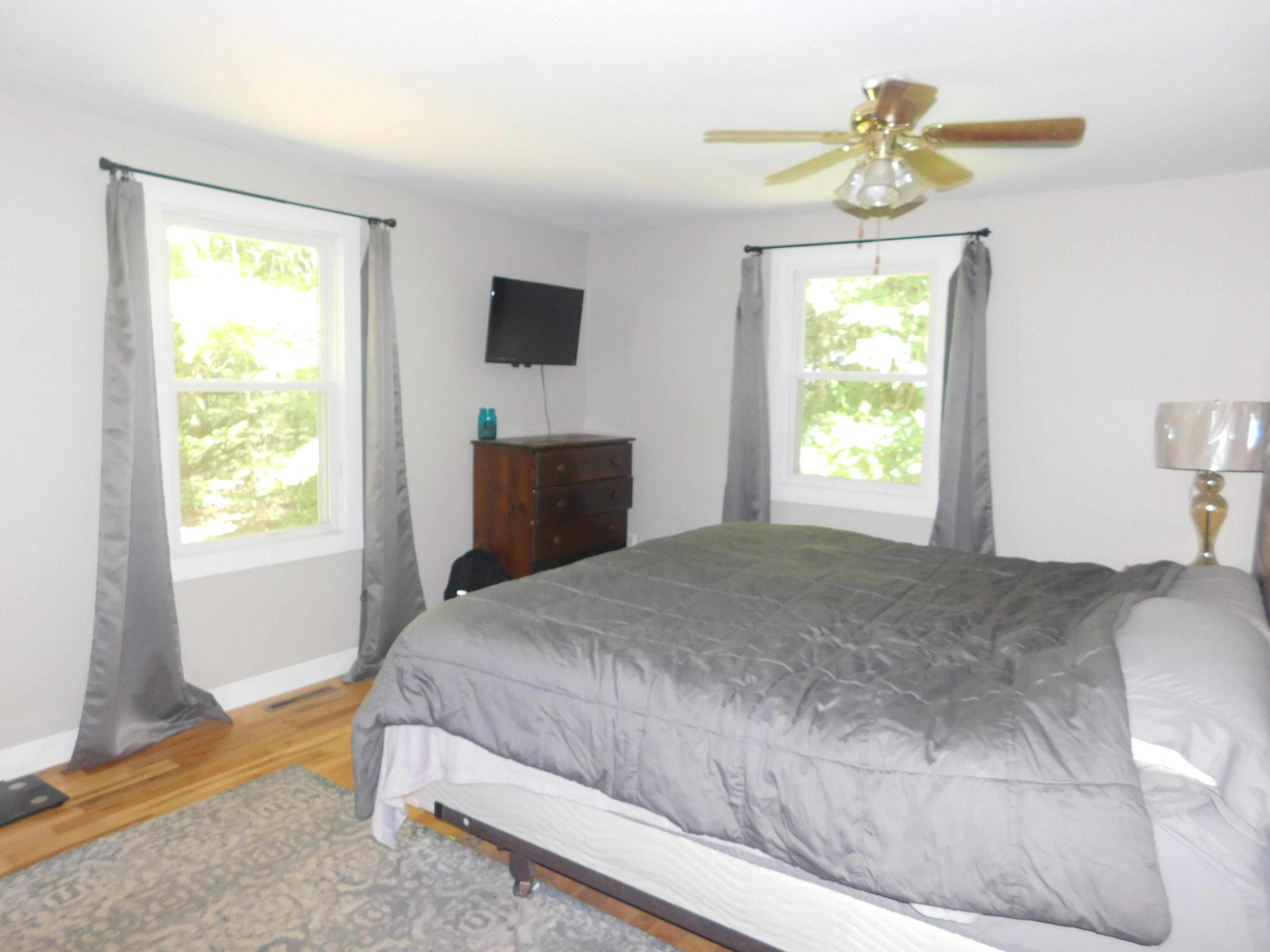 53 Hemlock Ridge Road