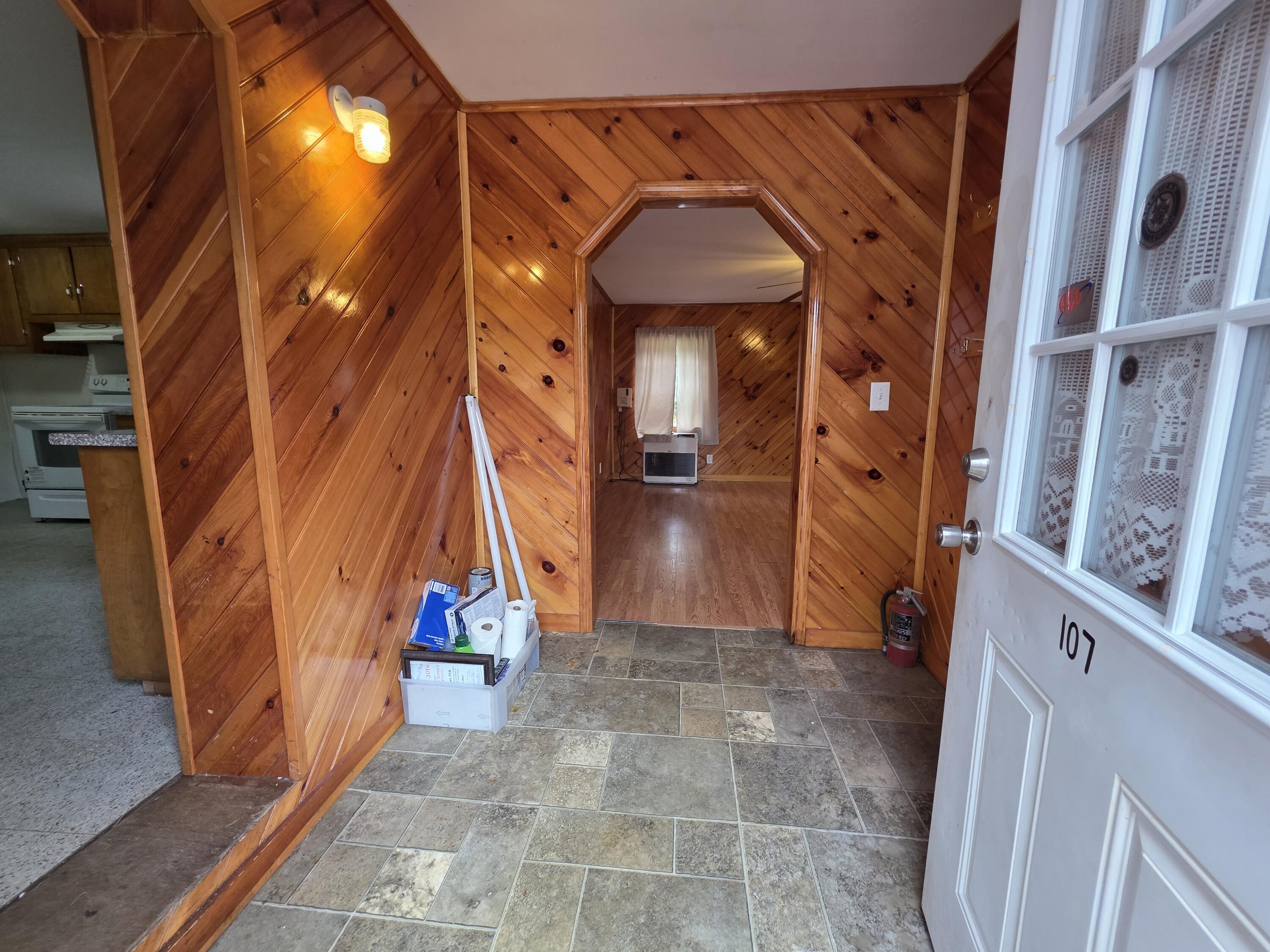 107 Cottage Street