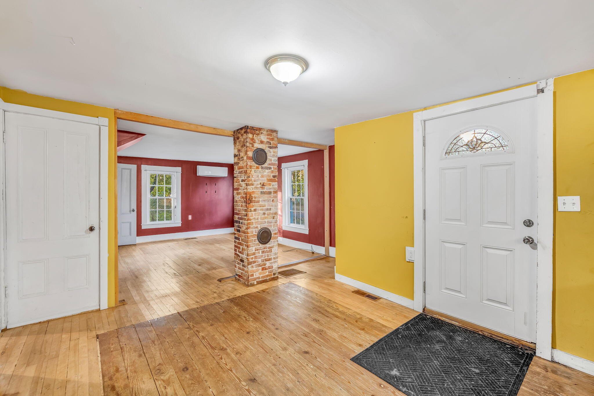 8 Carter Avenue