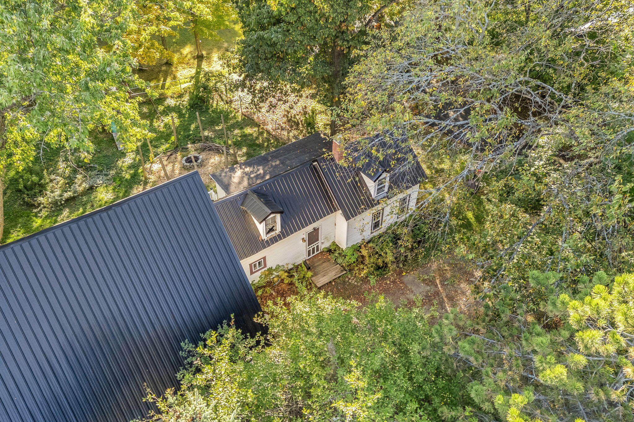8 Carter Avenue