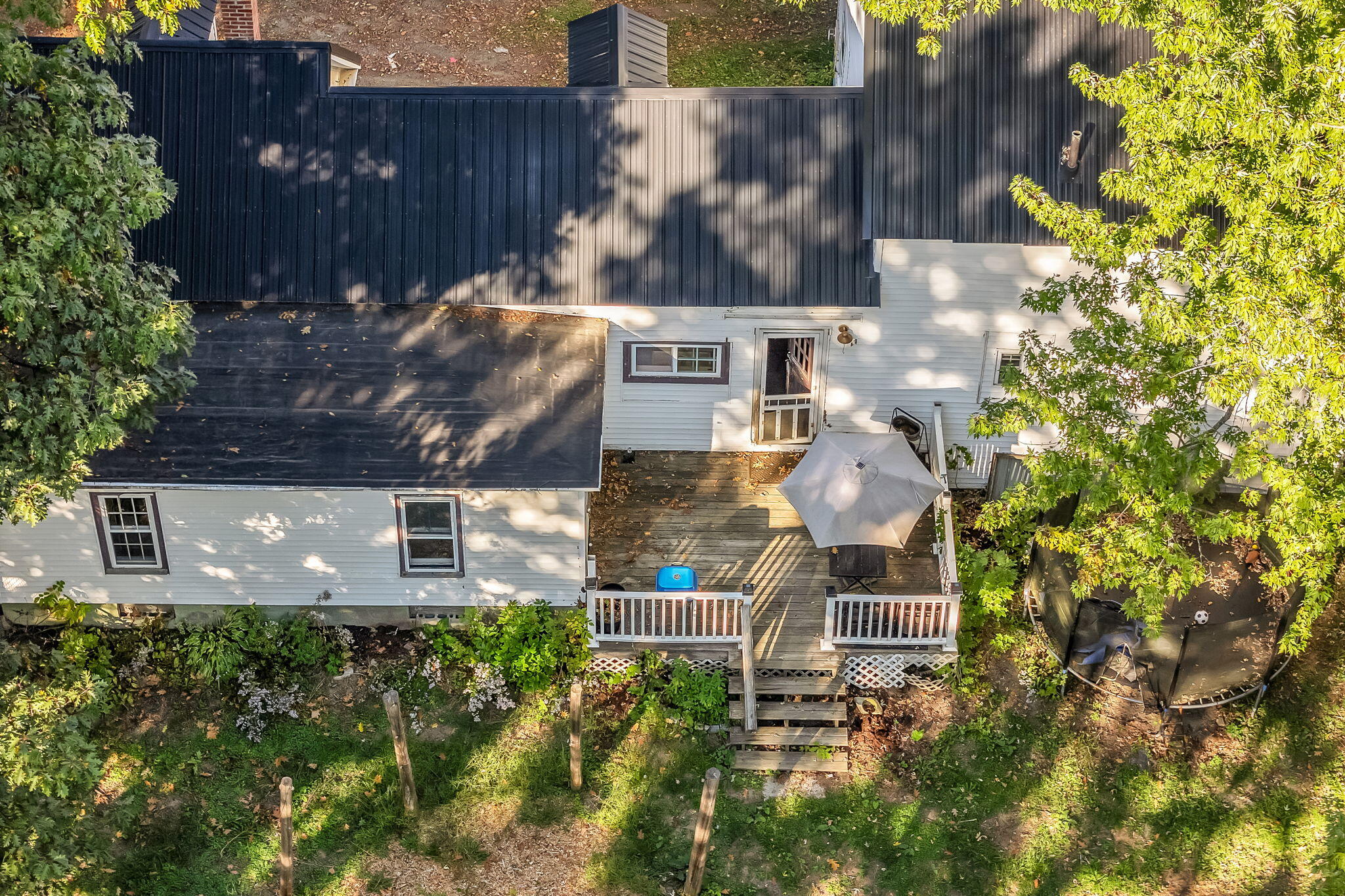 8 Carter Avenue