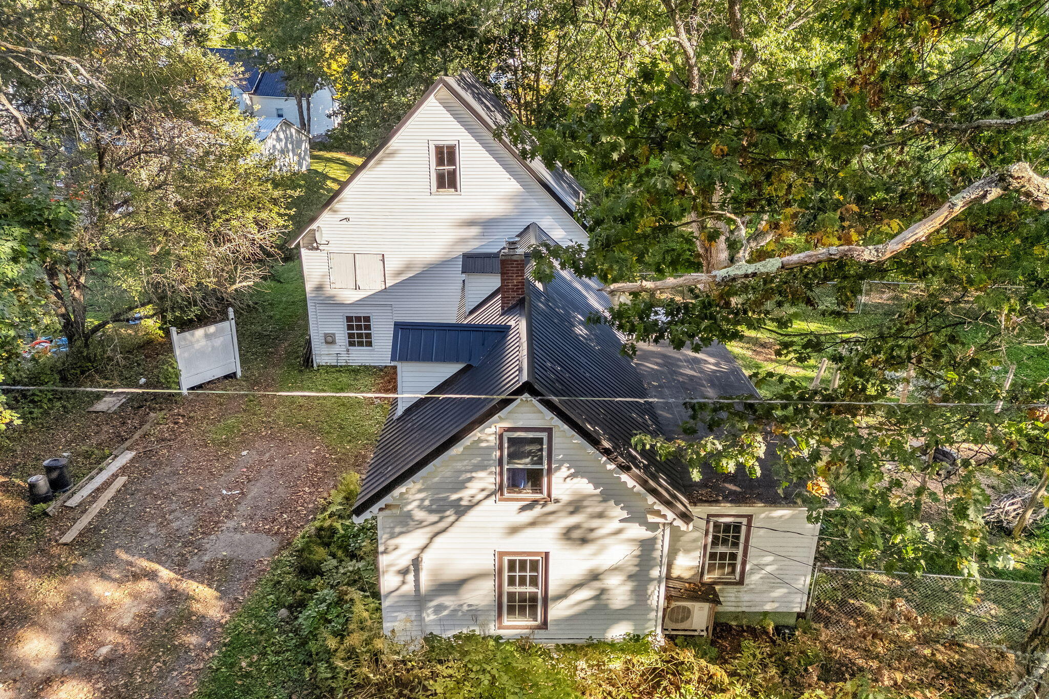 8 Carter Avenue