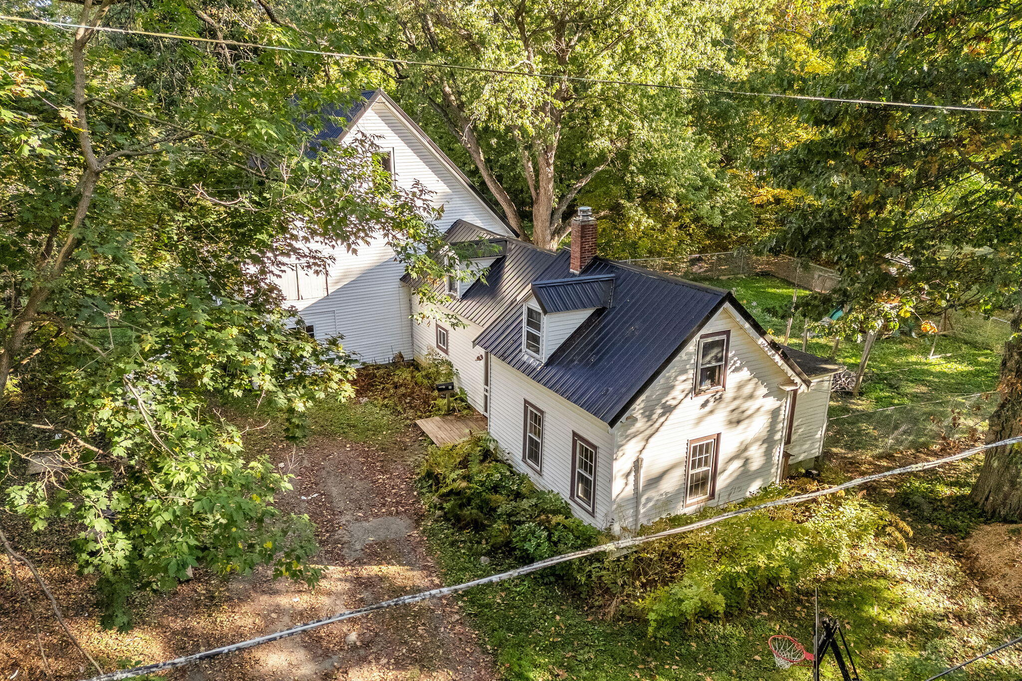 8 Carter Avenue